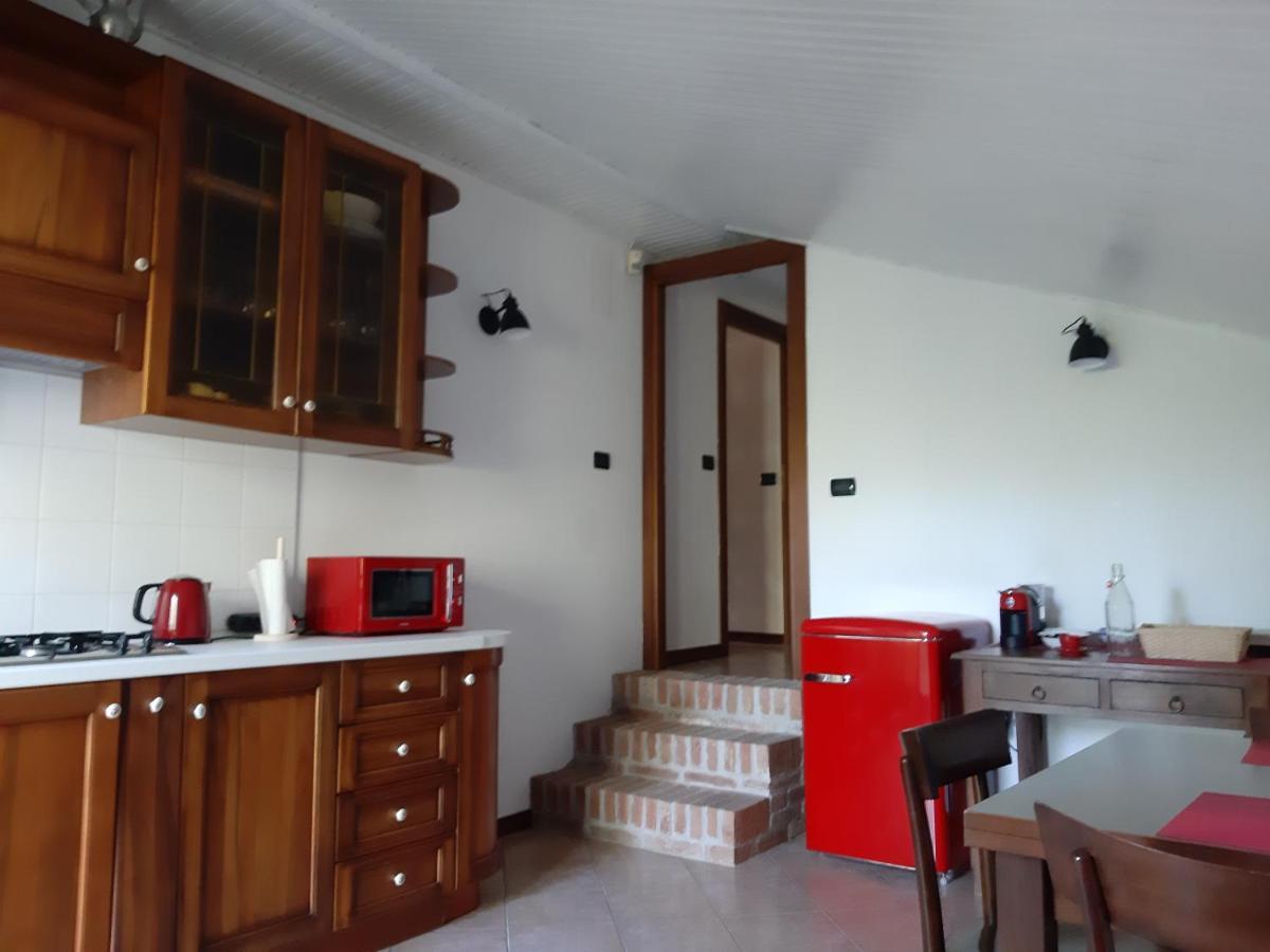 Cascina Flino Apartman Diano dʼAlba Kültér fotó
